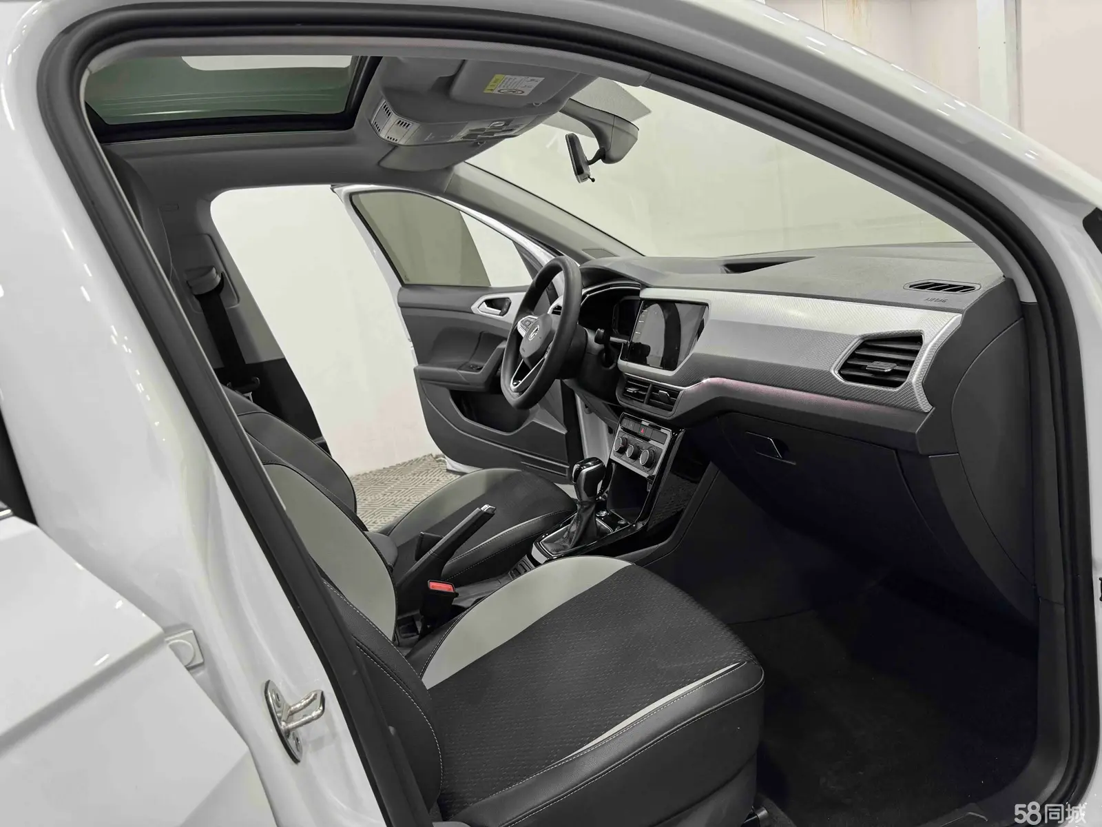 Volkswagen Tacqua 2023 immagine di auto #5