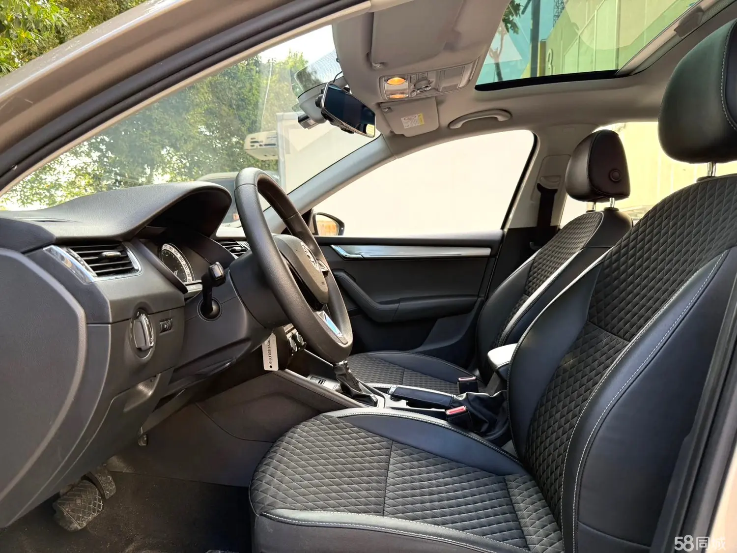 Skoda Octavia 2019 immagine di auto #5