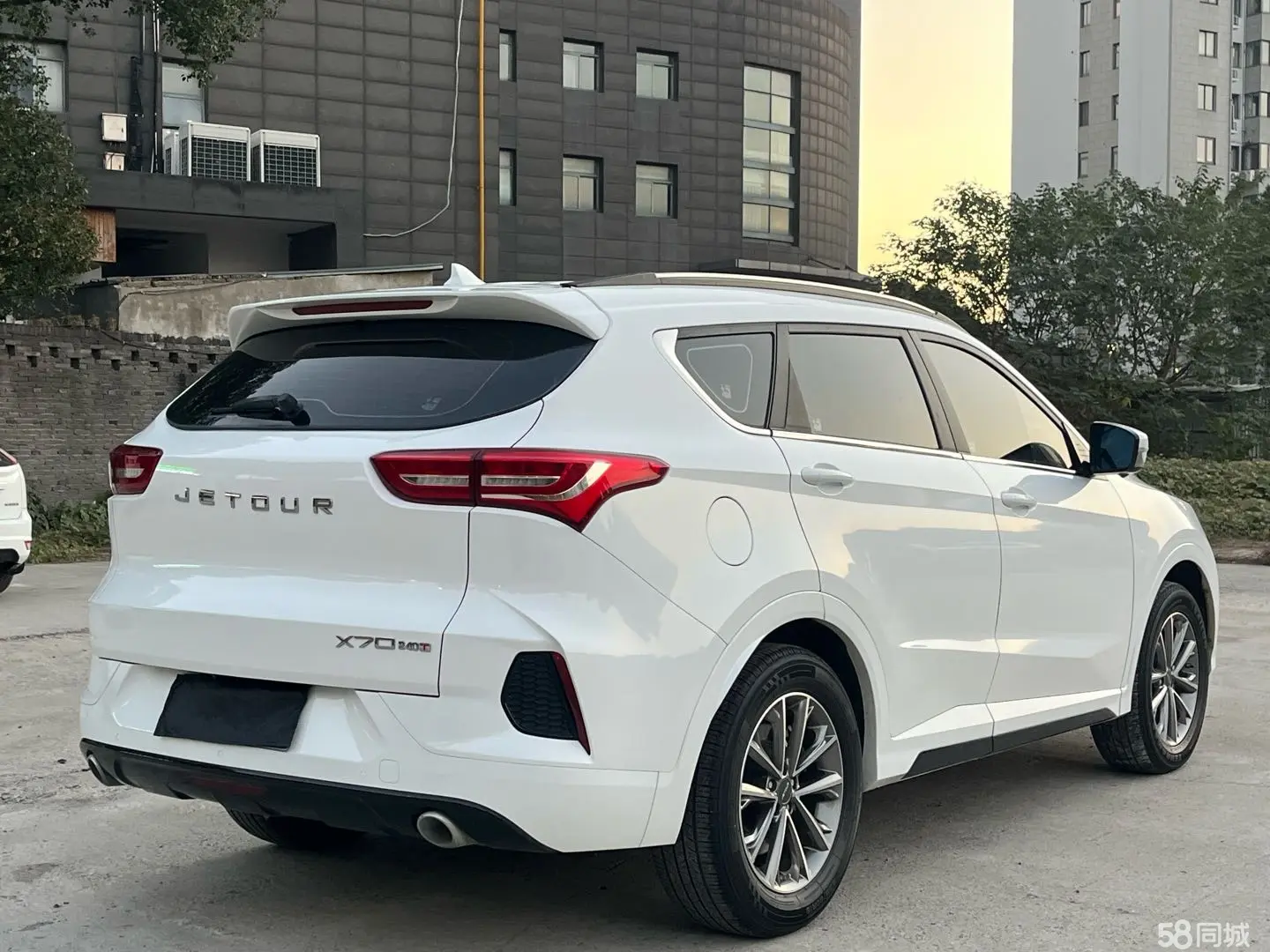 Jetour X70 2019 #5 Jetour X70 2019 صورة سيارة #5