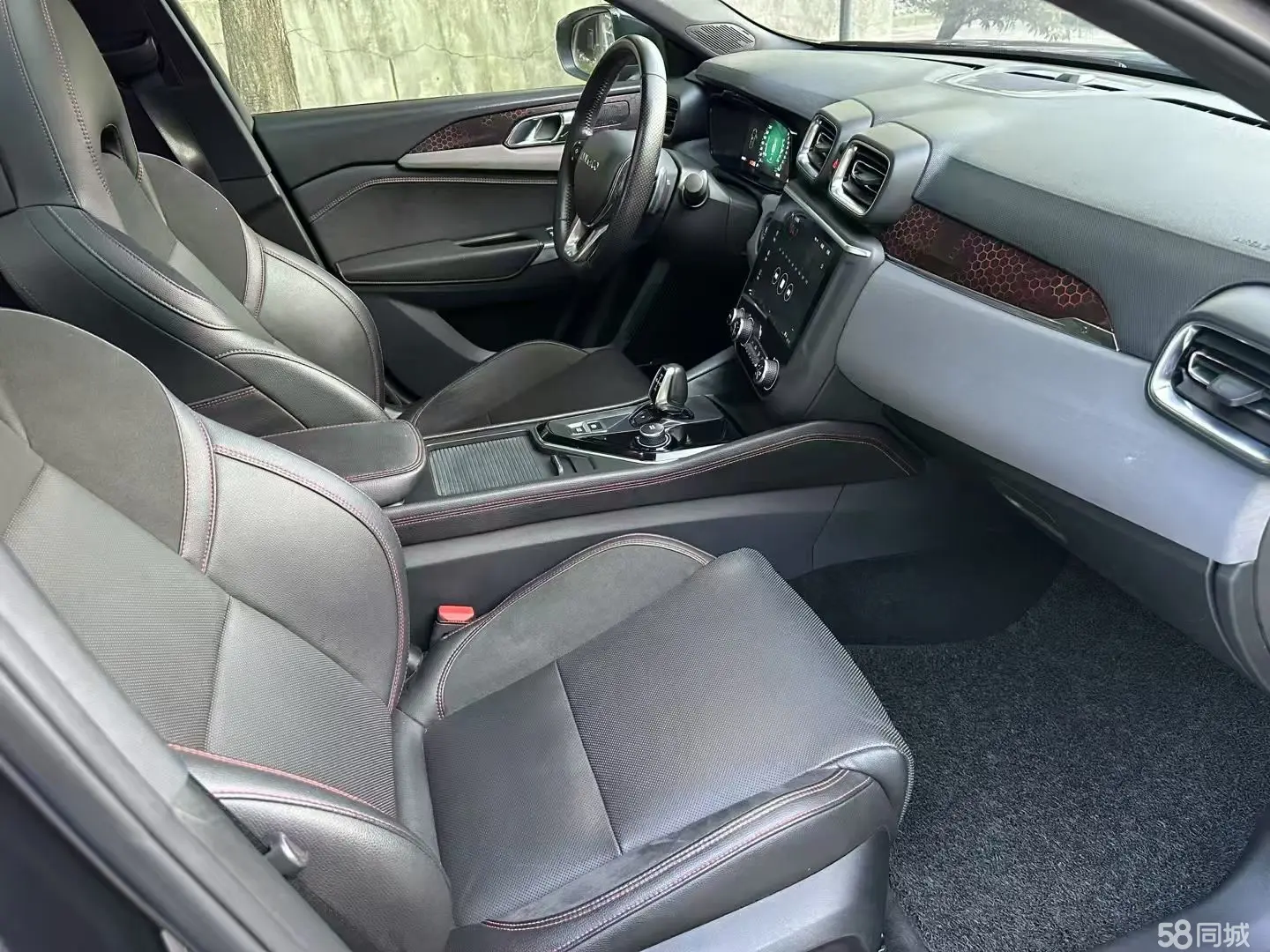 Lynk & Co 03 2019 #5 Lynk & Co 03 2019 car image #5