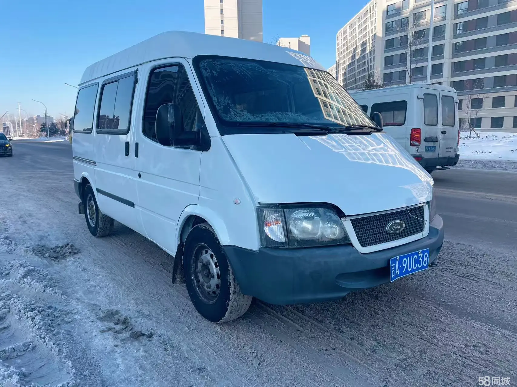 Ford Transit Classic 2010 car image #5