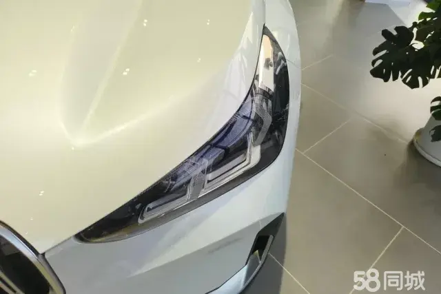 BMW X1 2024 car image #5