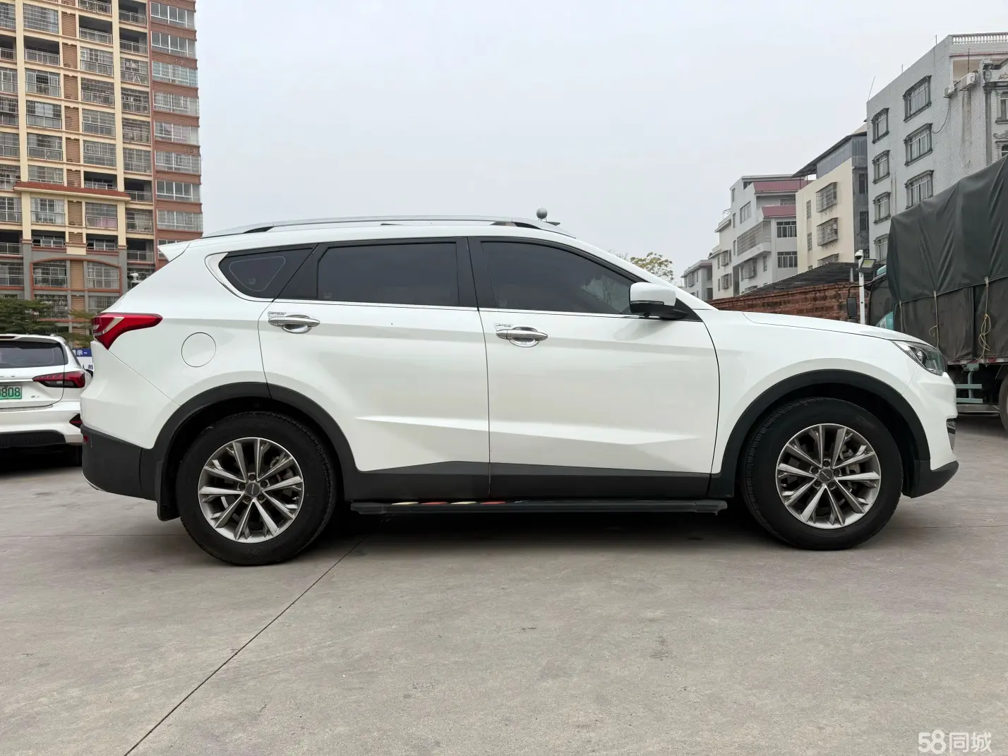 Jetour X70 2019 car image #5
