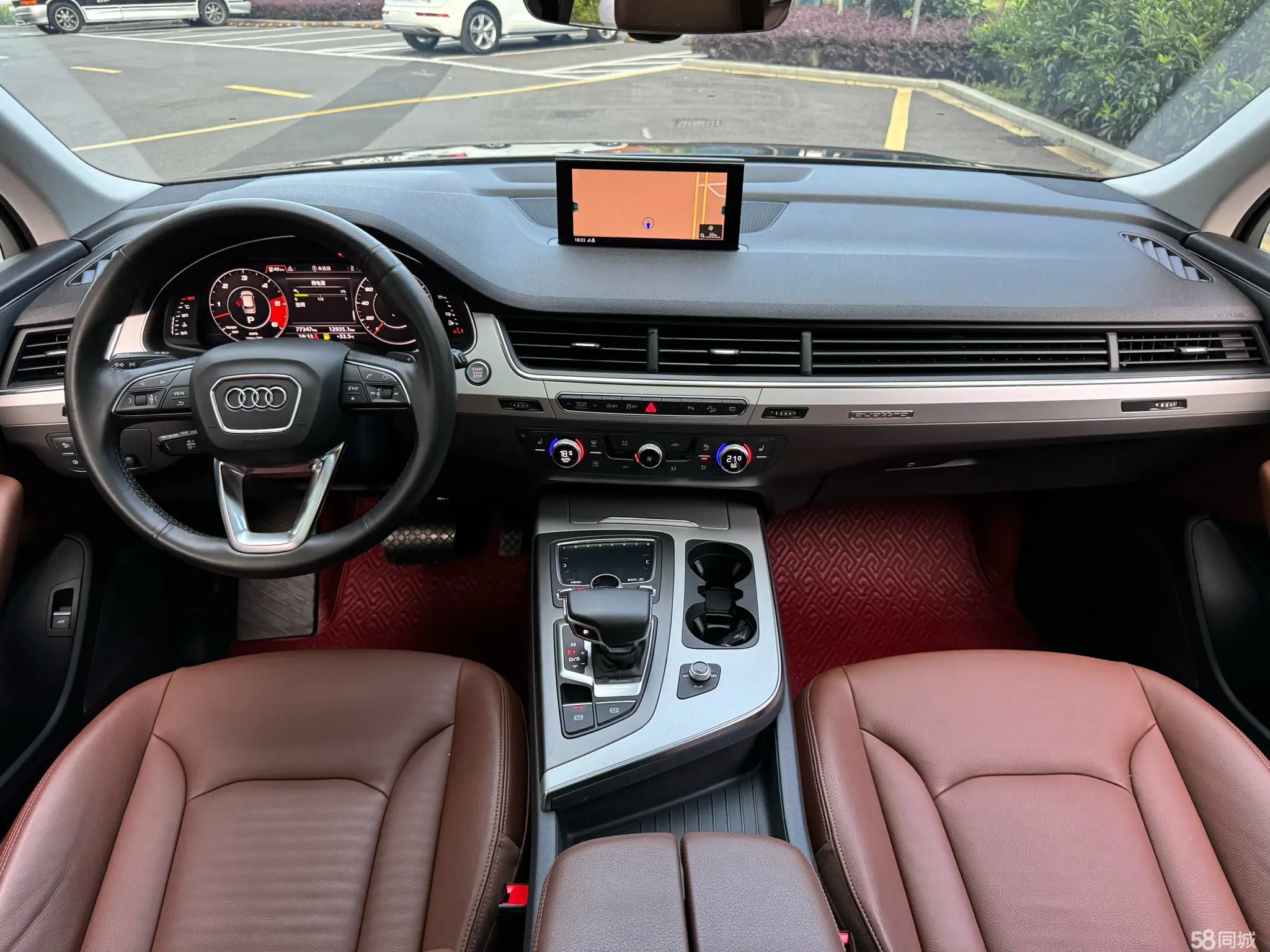 Audi Q7 2018 car image #5