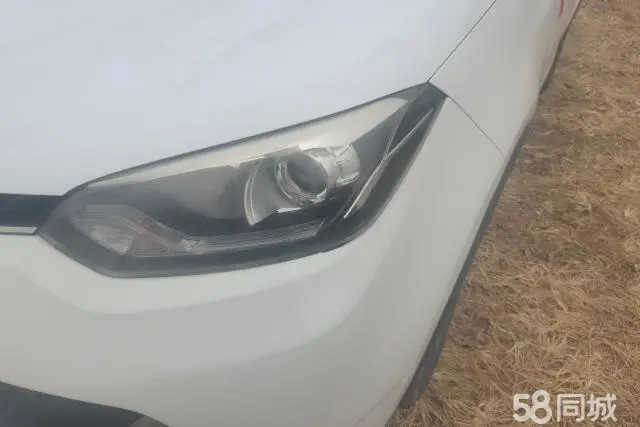 MG GS 2015 car image #5