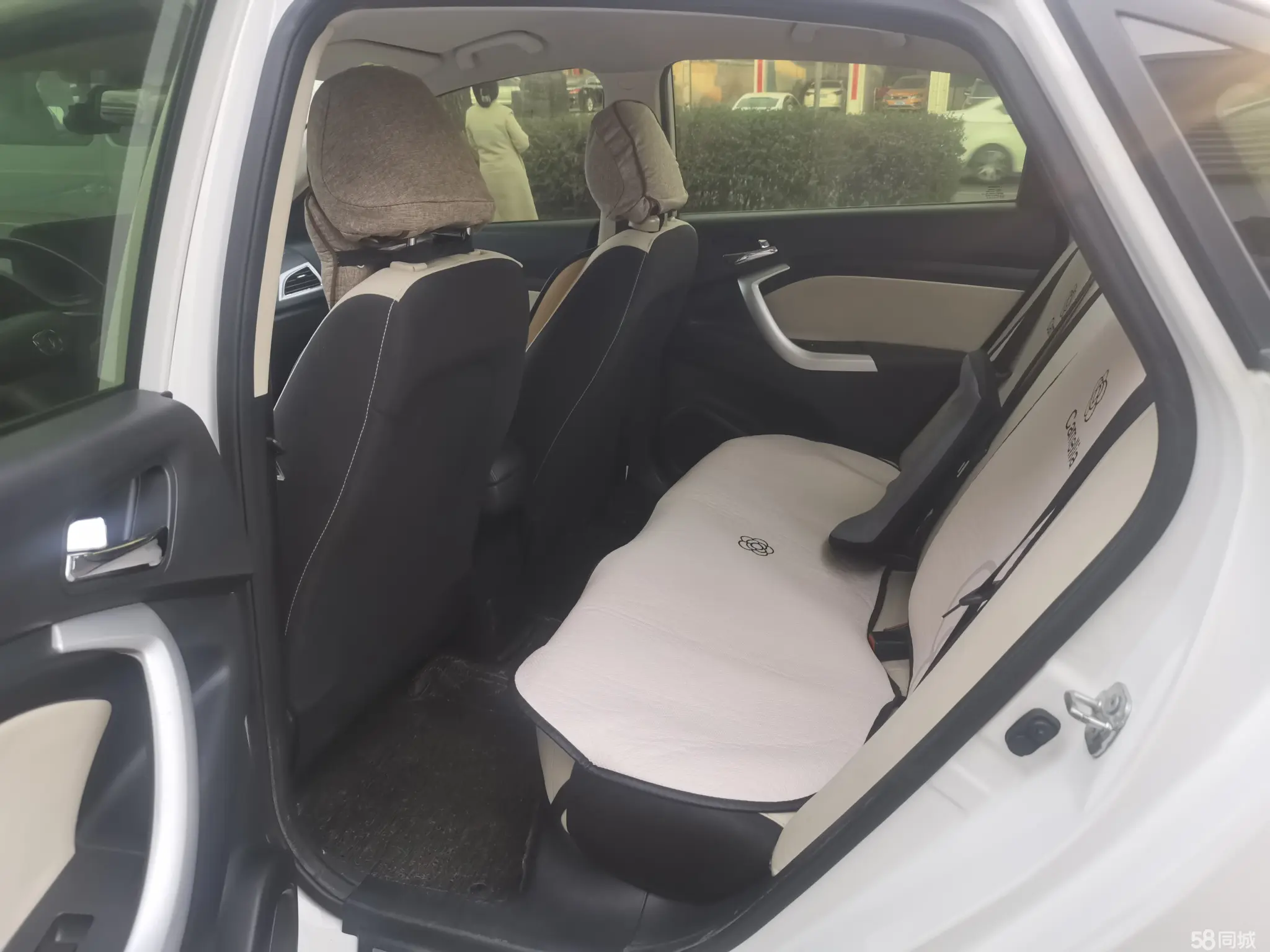 Changan Alsvin V7 2018 #5 Changan Alsvin V7 2018 car image #5