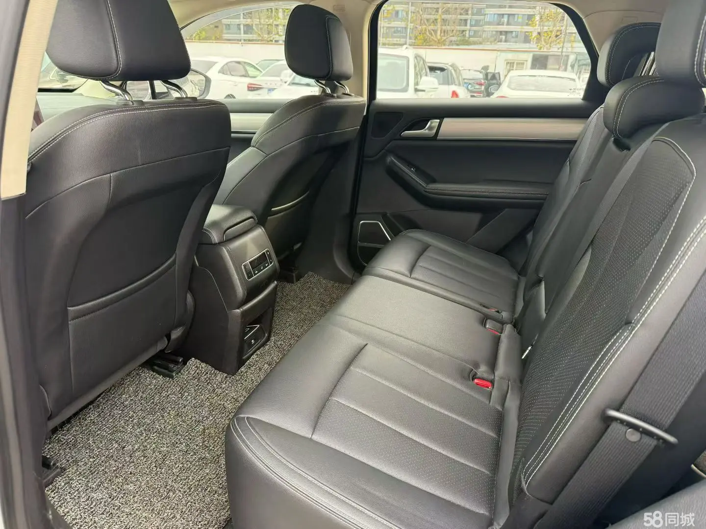 BYD Tang 2018 car image #5