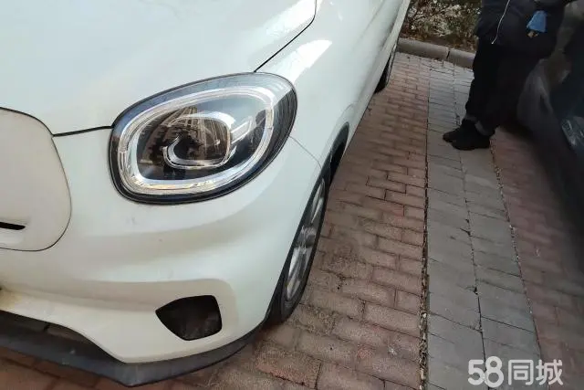 零跑汽车 零跑T03 2022 汽车图片 #5