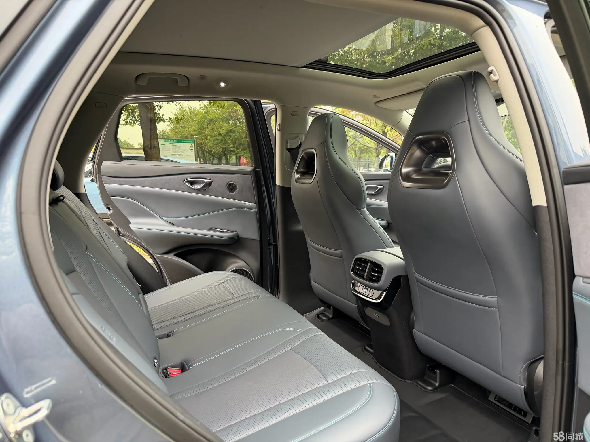 BYD Sea Lion 07 DM-i 2025 car image #5