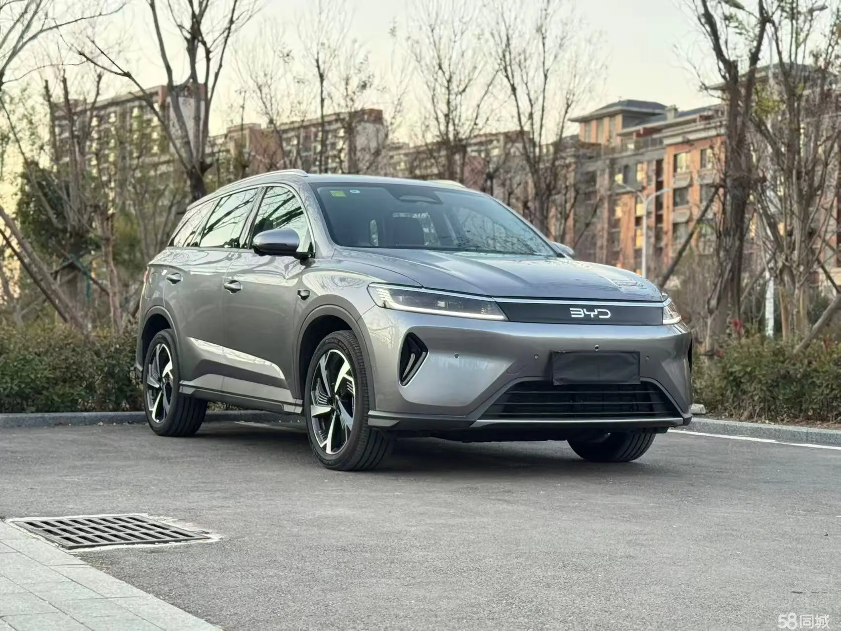 BYD Sea Lion 05 DM-i 2025 car image #5