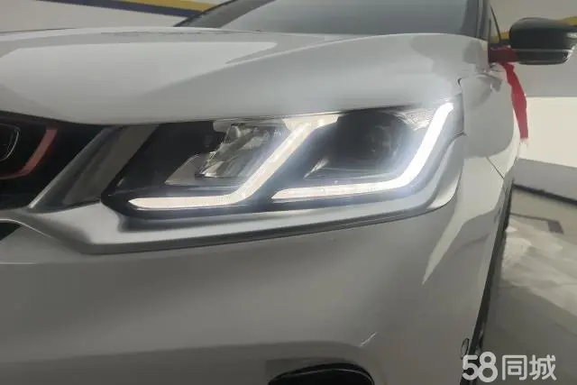 GEELY Coolray 2019 #5 GEELY Coolray 2019 car image #5