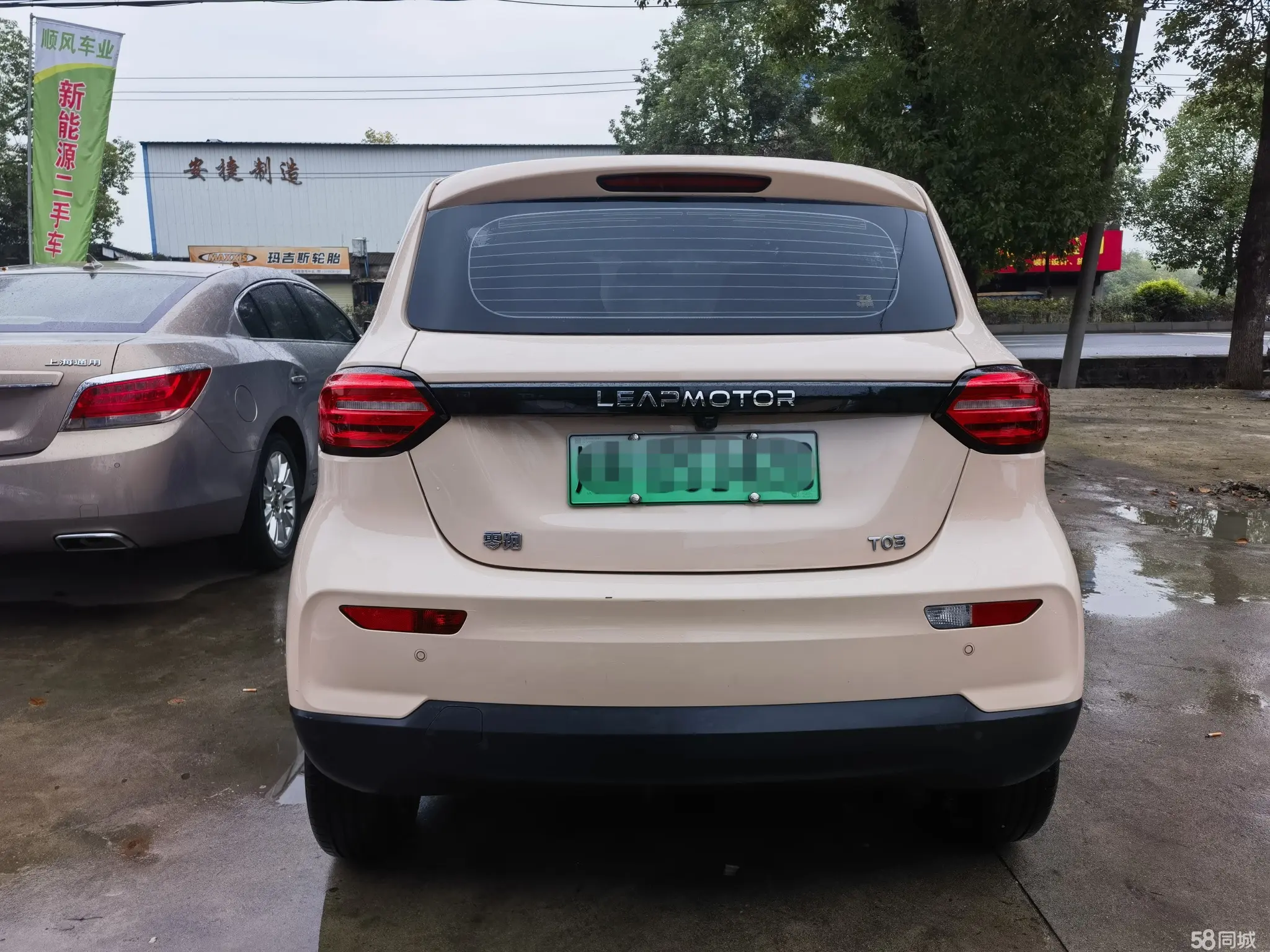 零跑汽车 零跑T03 2022 汽车图片 #5