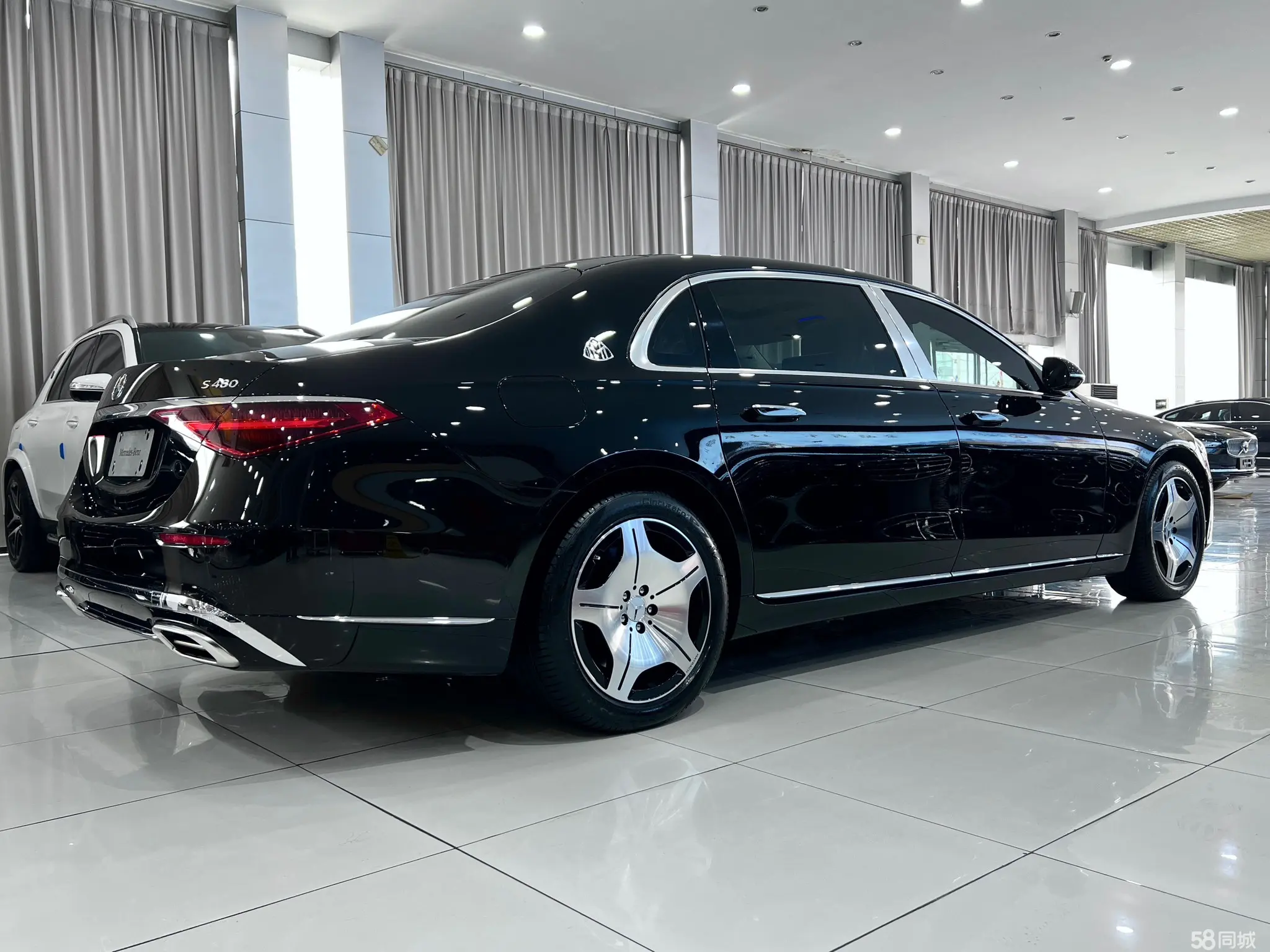Mercedes-Benz Maybach S Class 2025 #5 Mercedes-Benz Maybach S Class 2025 car image #5