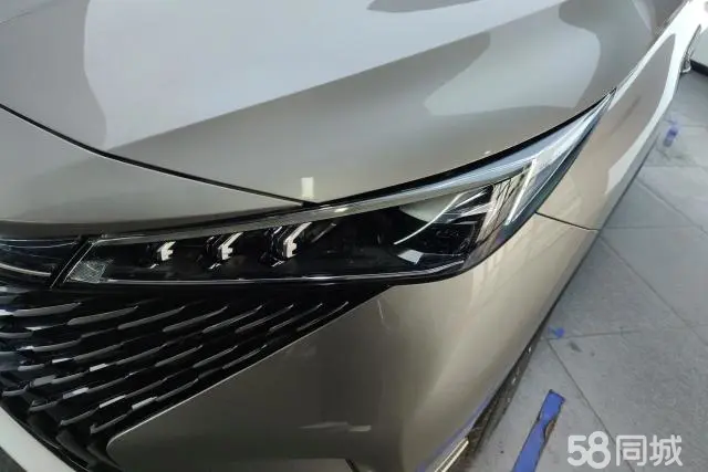 Roewe RX5 New Energy 2025 car image #5