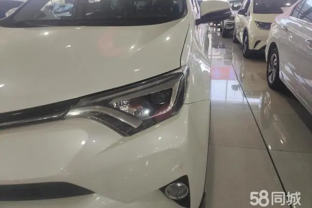 Toyota RAV4 2018 car image #5