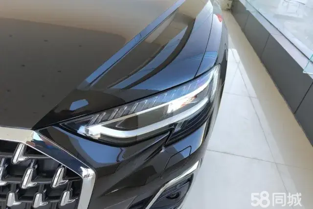 Audi A8 2024 car image #5