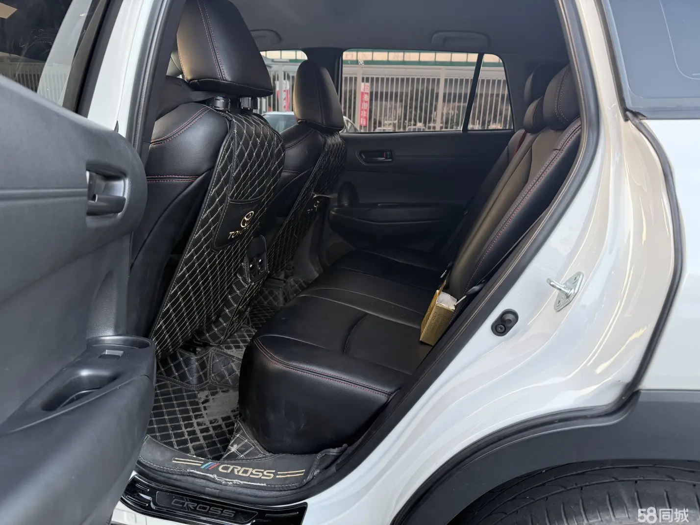 Toyota Corolla Cross 2023 immagine di auto #5