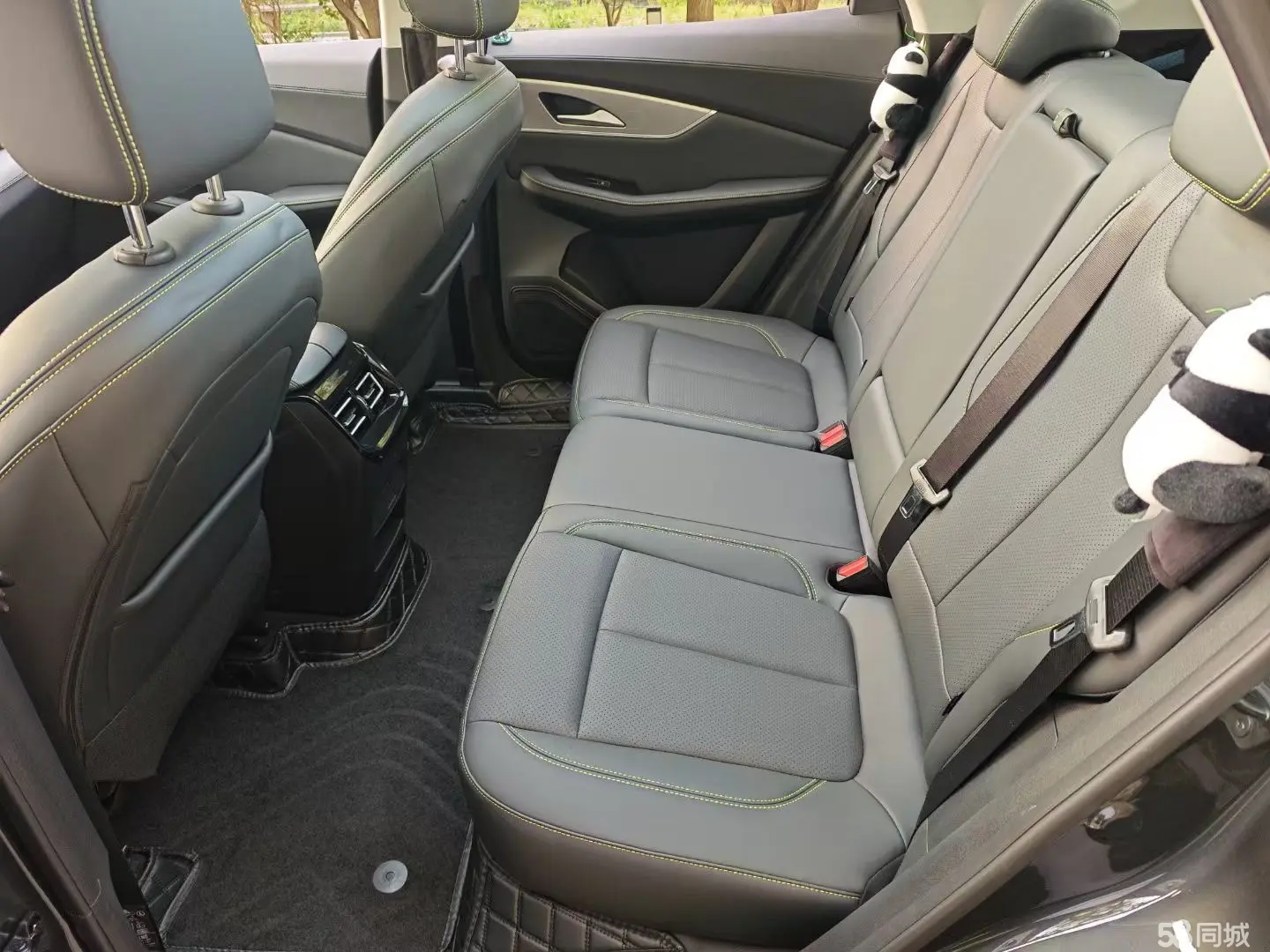 Forthing T5 EVO 2024 صورة سيارة #5