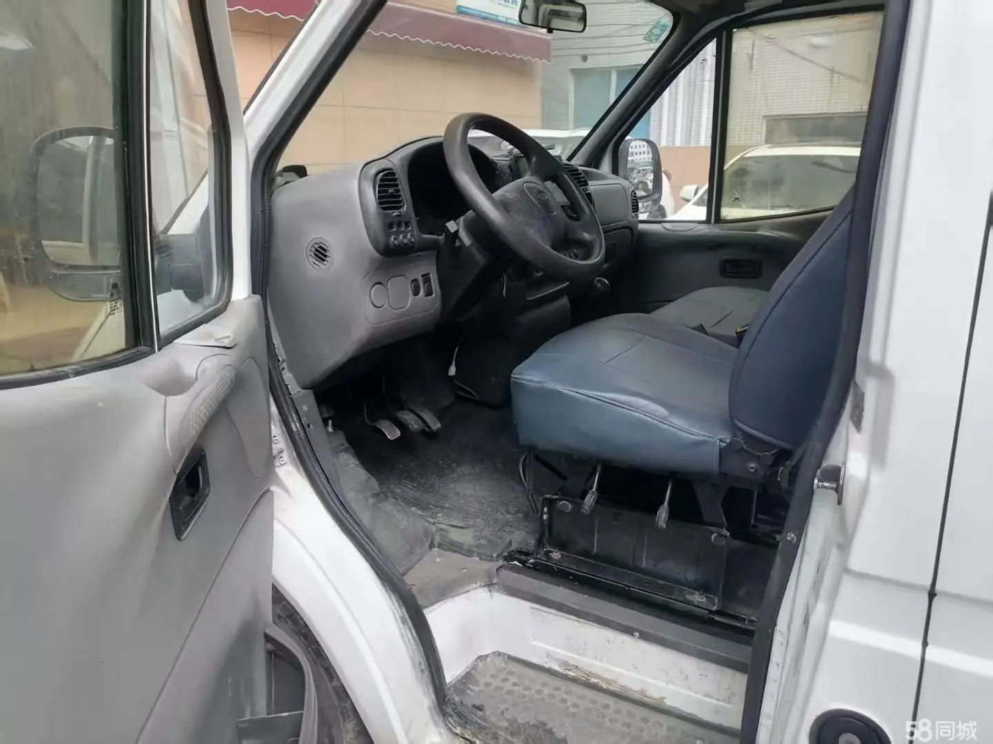 Ford Transit Classic 2013 car image #5