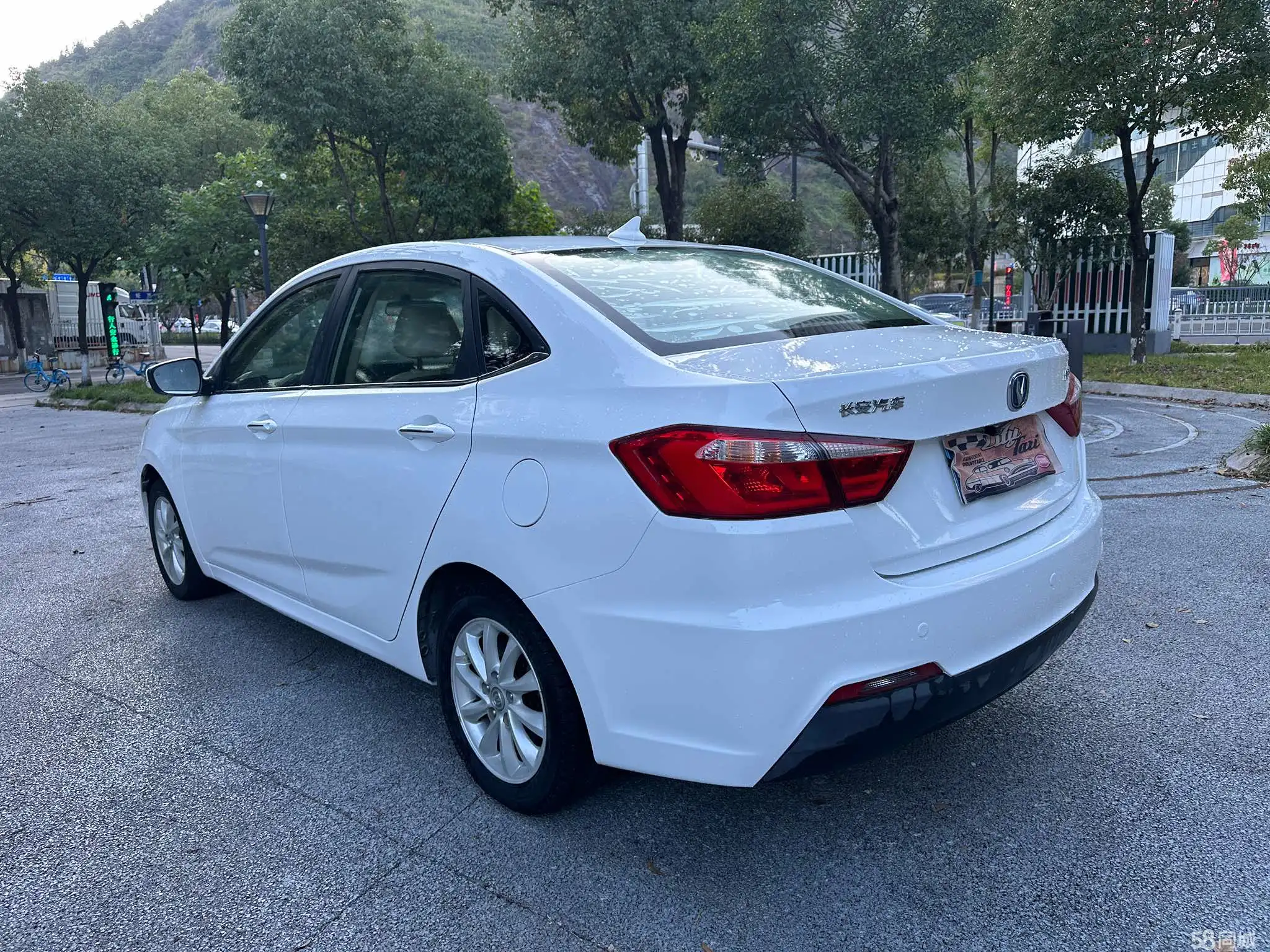 Changan Alsvin V7 2015 car image #5