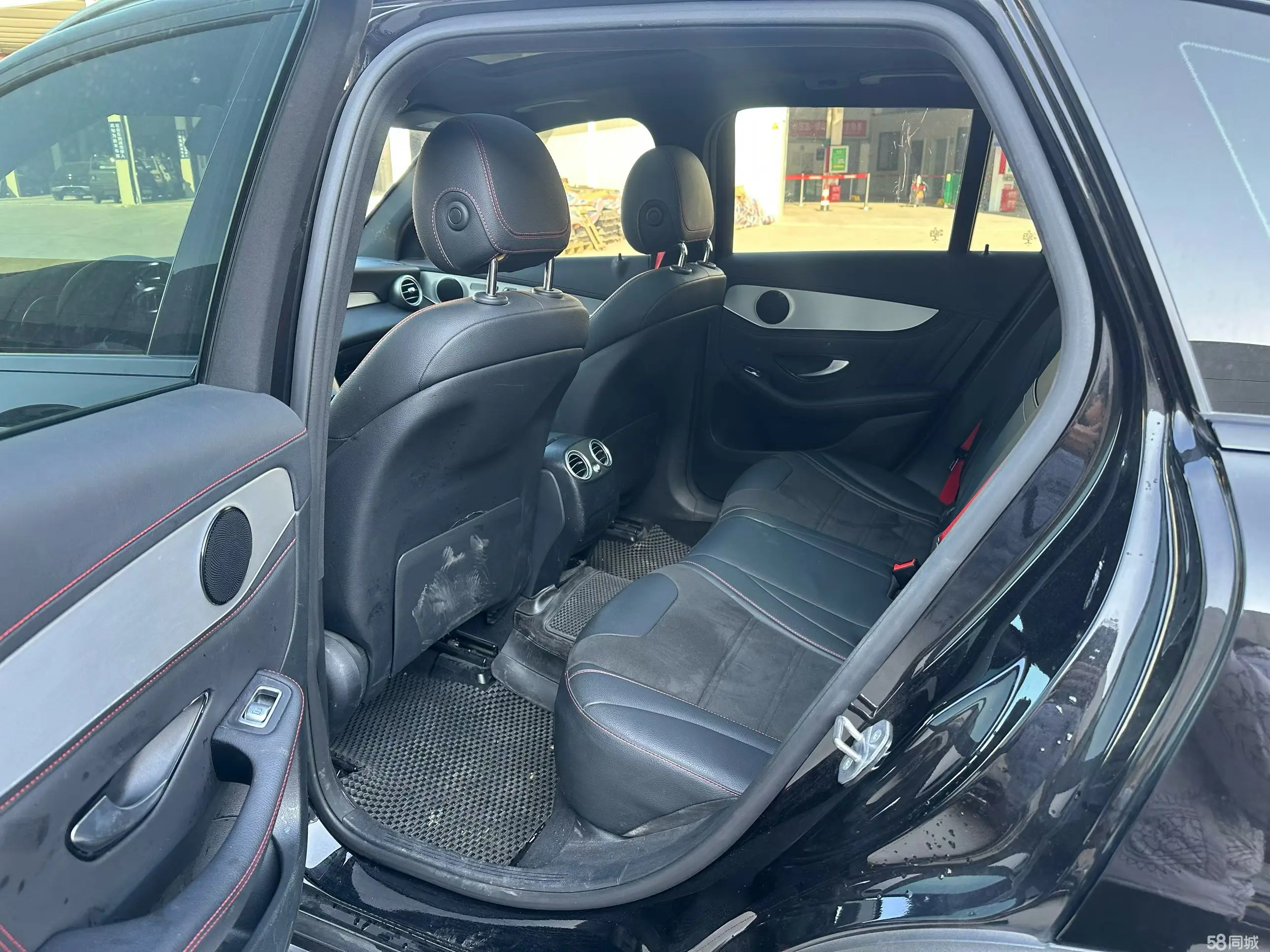 Mercedes-Benz GLC AMG 2019 immagine di auto #5