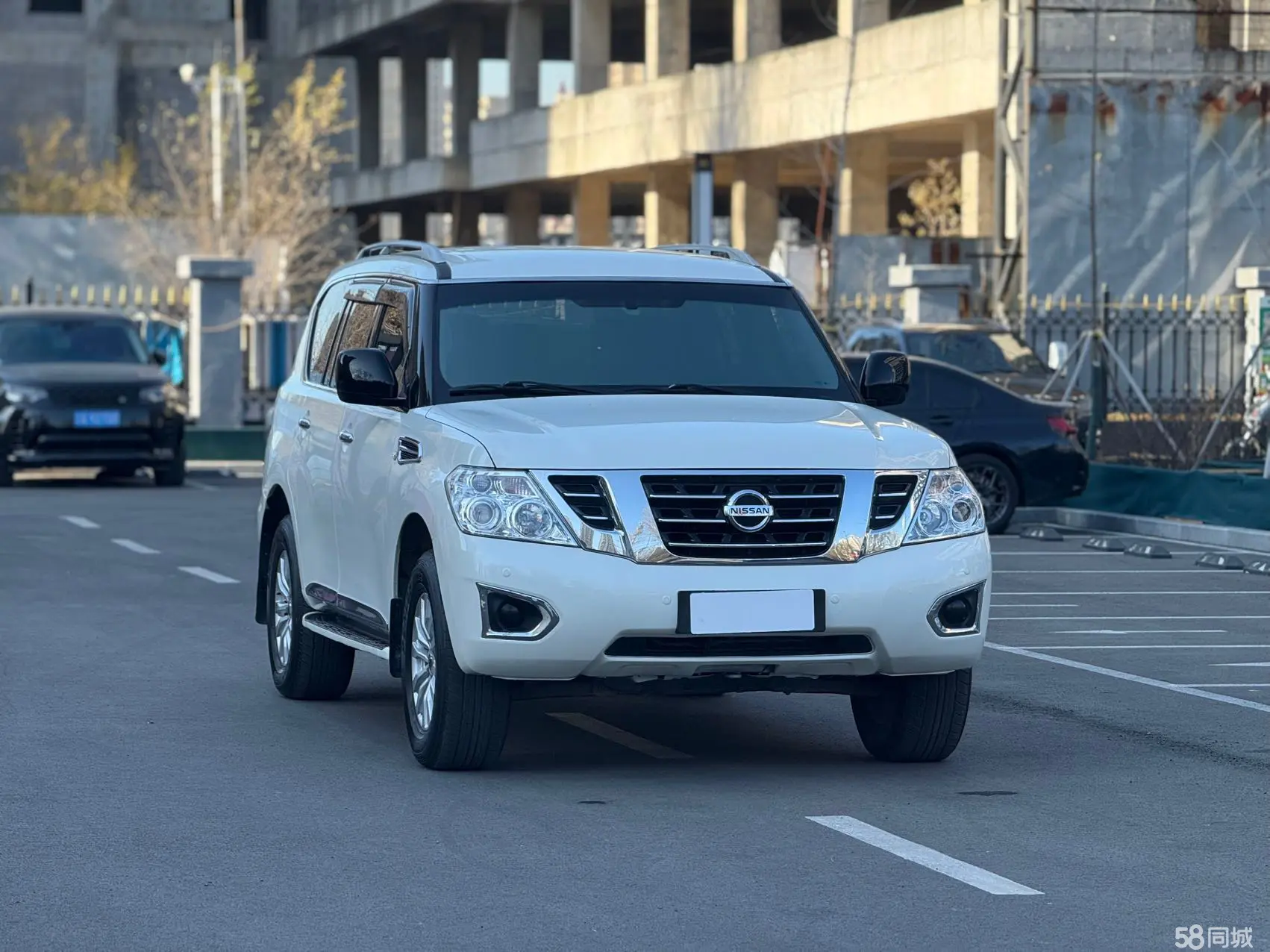 Nissan 2017 car image #5