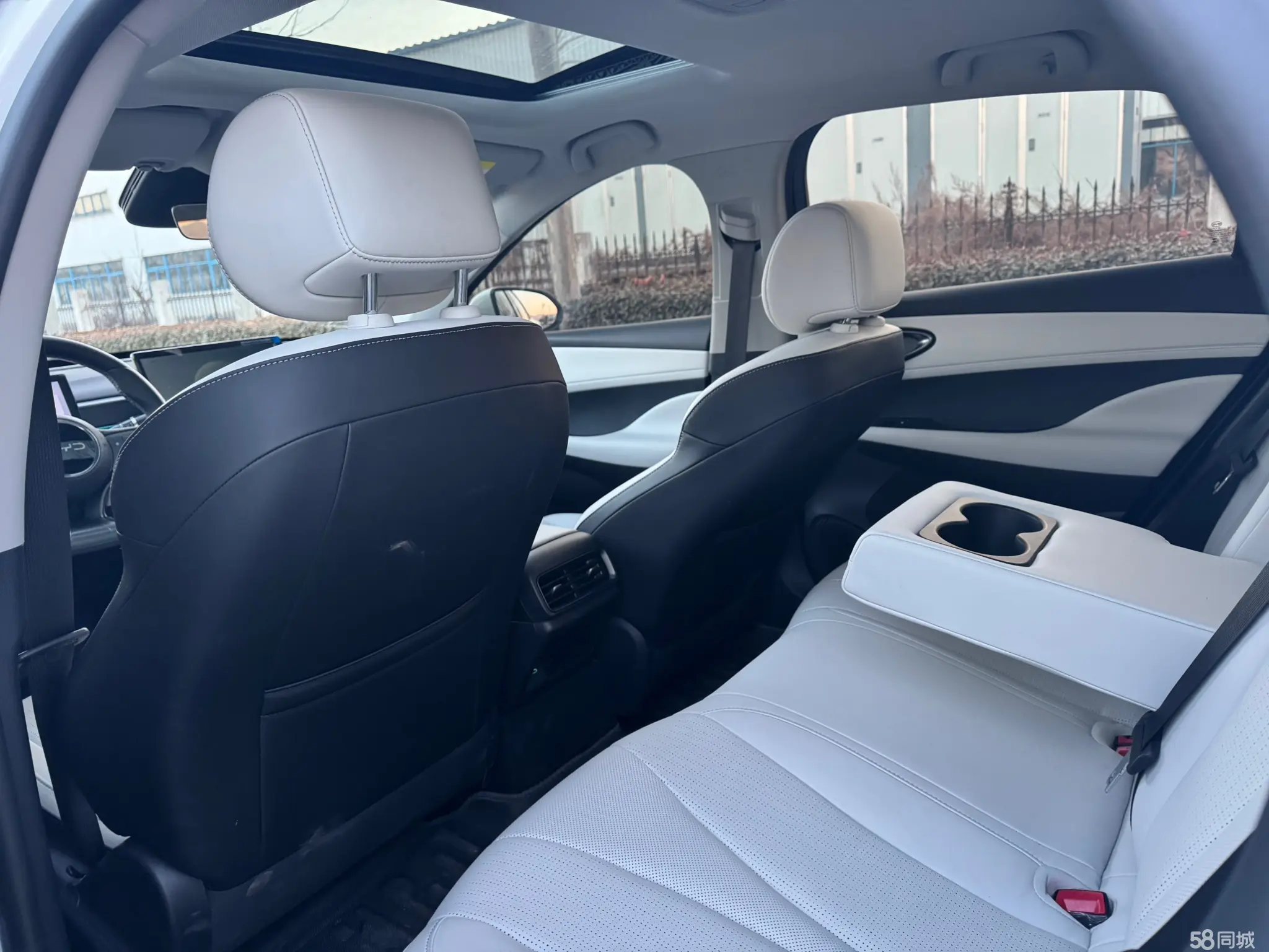 BYD Seal 05 DM-i 2025 car image #5