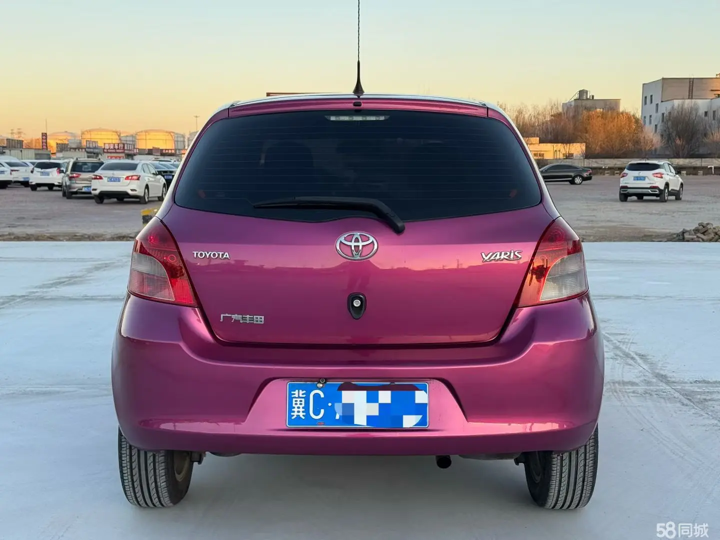 Toyota Yaris 2013 car image #5