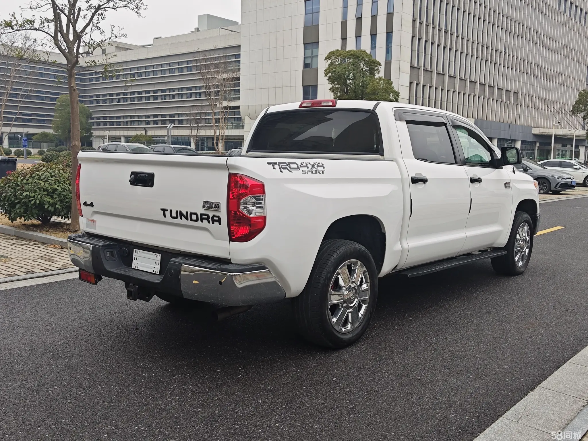 Toyota Tundra 2014 immagine di auto #5