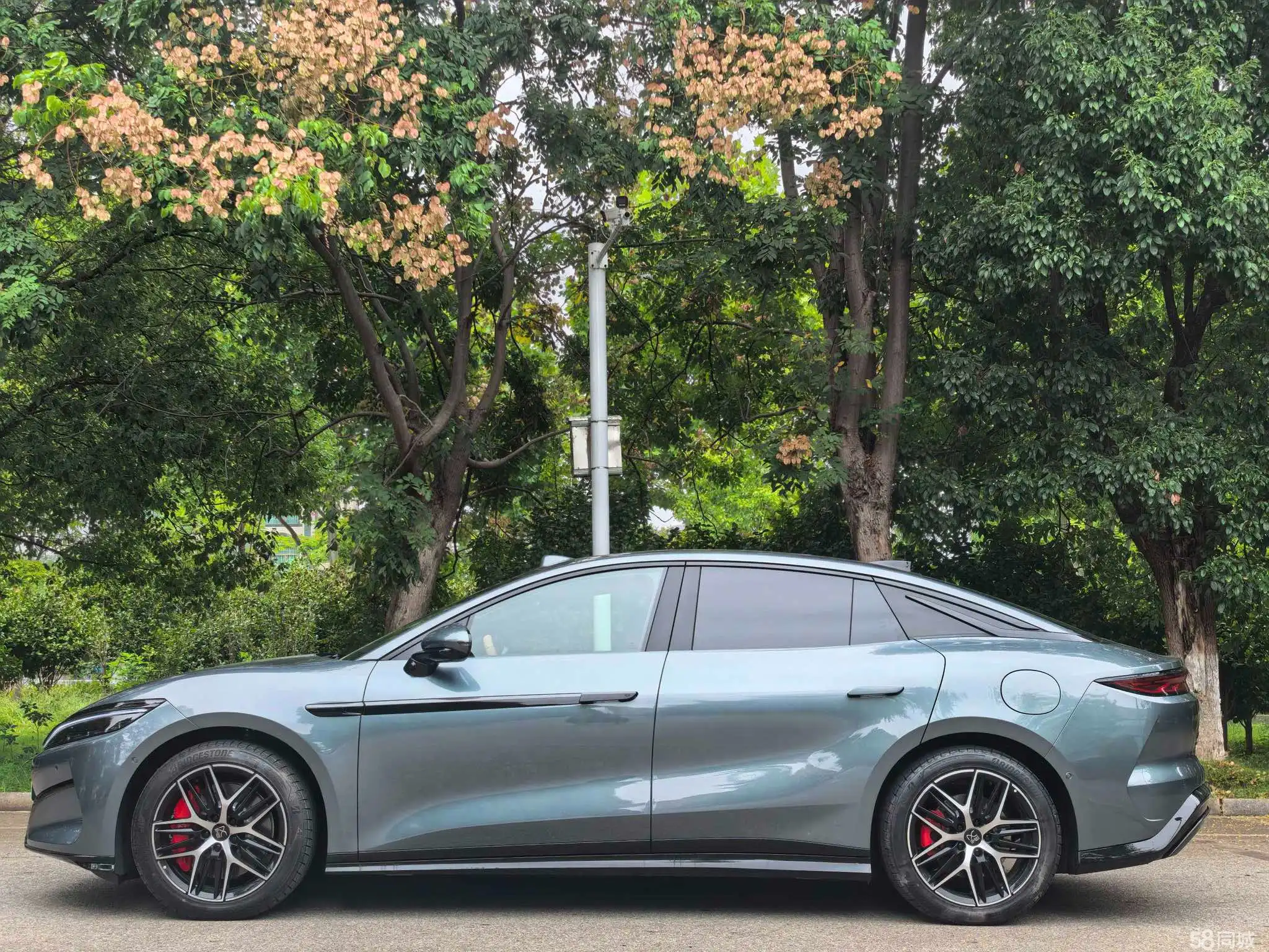 BYD HanL 2025 car image #5