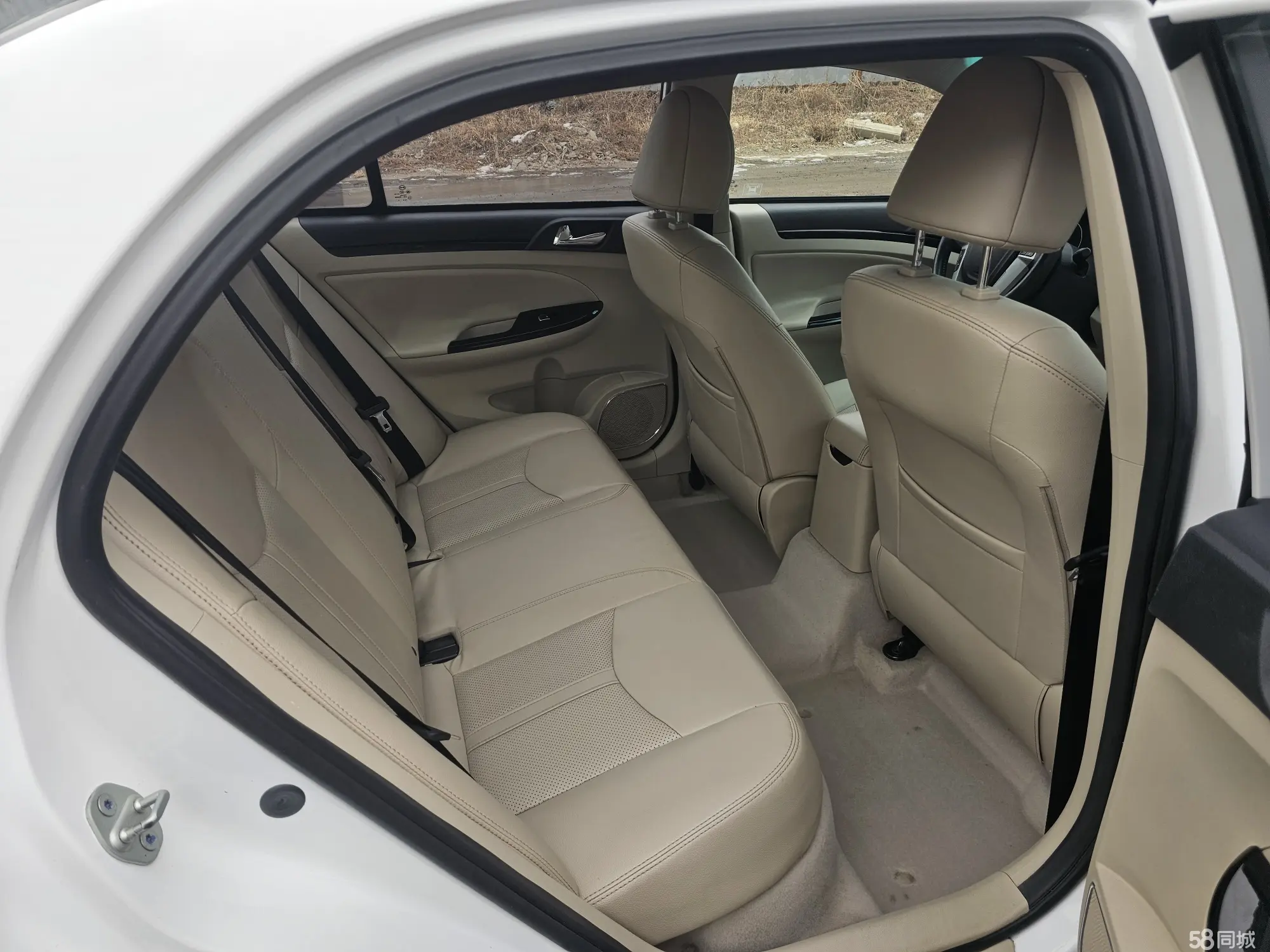 BYD e5 2017 #5 BYD e5 2017 car image #5