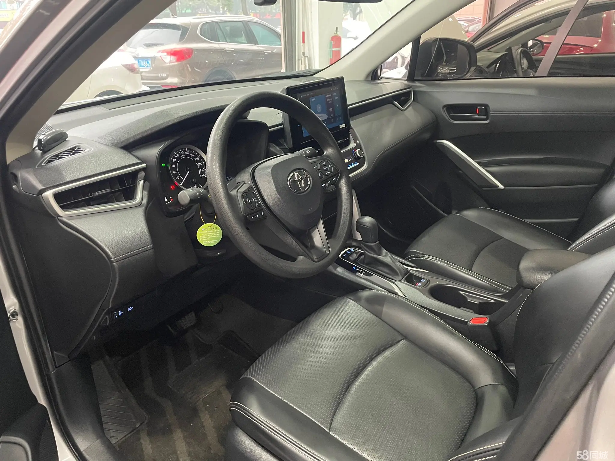 Toyota Corolla Cross 2022 #5 Toyota Corolla Cross 2022 car image #5