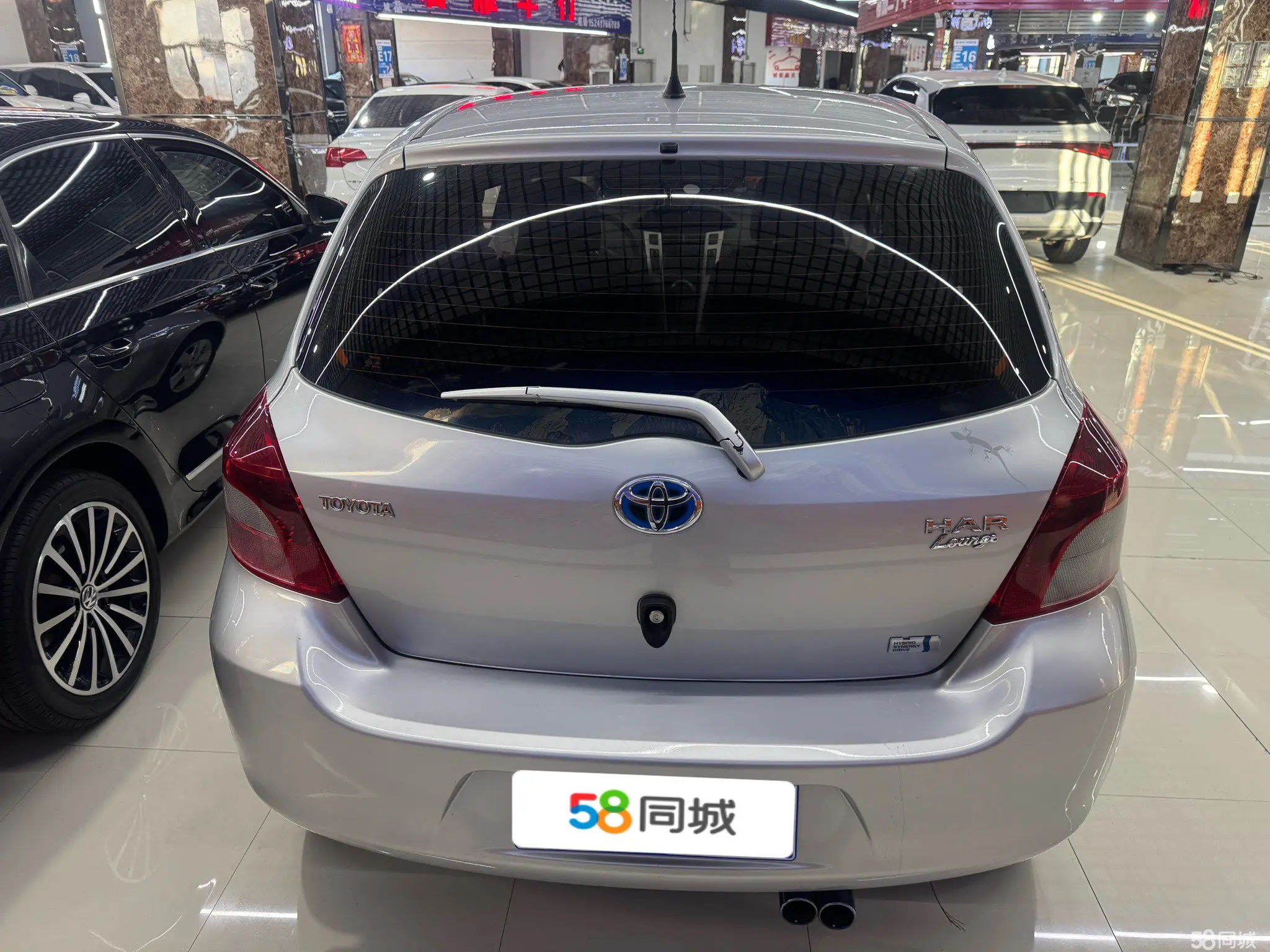 Toyota Yaris 2012 изображение автомобиля #5