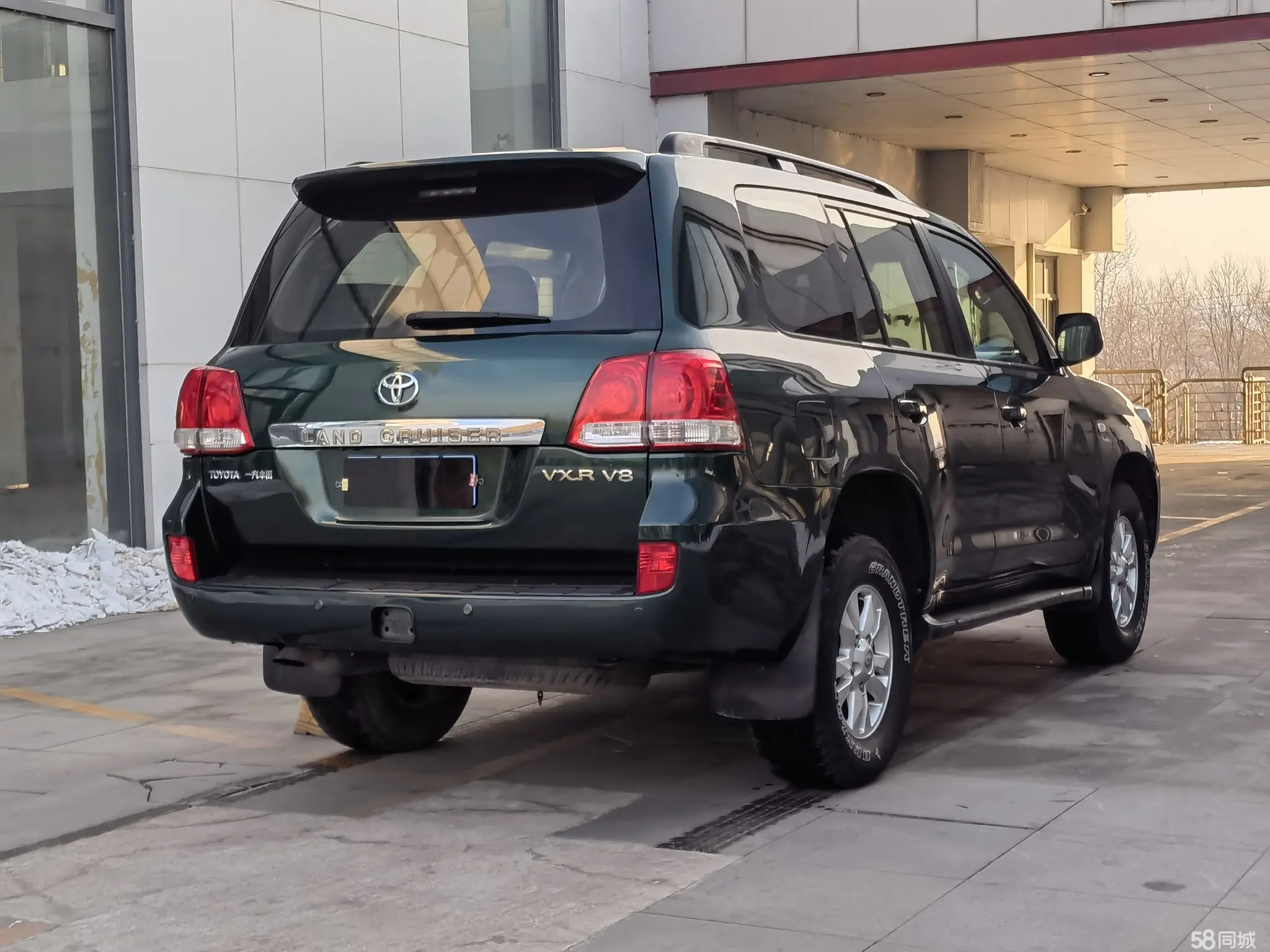 Toyota Land Cruiser 2010 car image #5