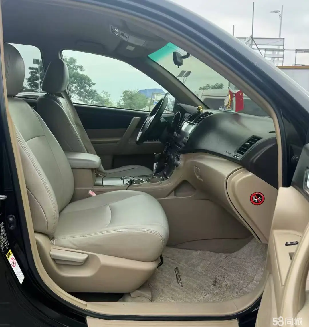 Toyota Highlander 2011 immagine di auto #5