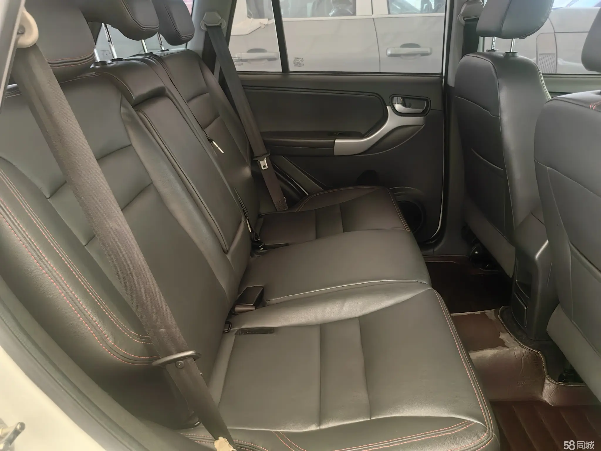 奇瑞 瑞虎3 2016 汽车图片 #5