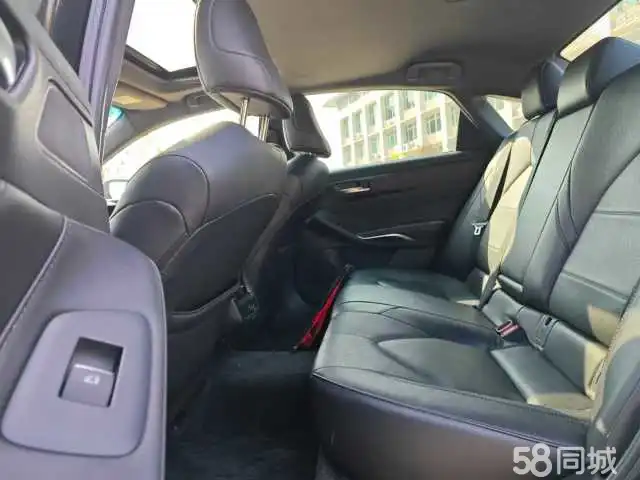 Toyota Avalon 2020 car image #5