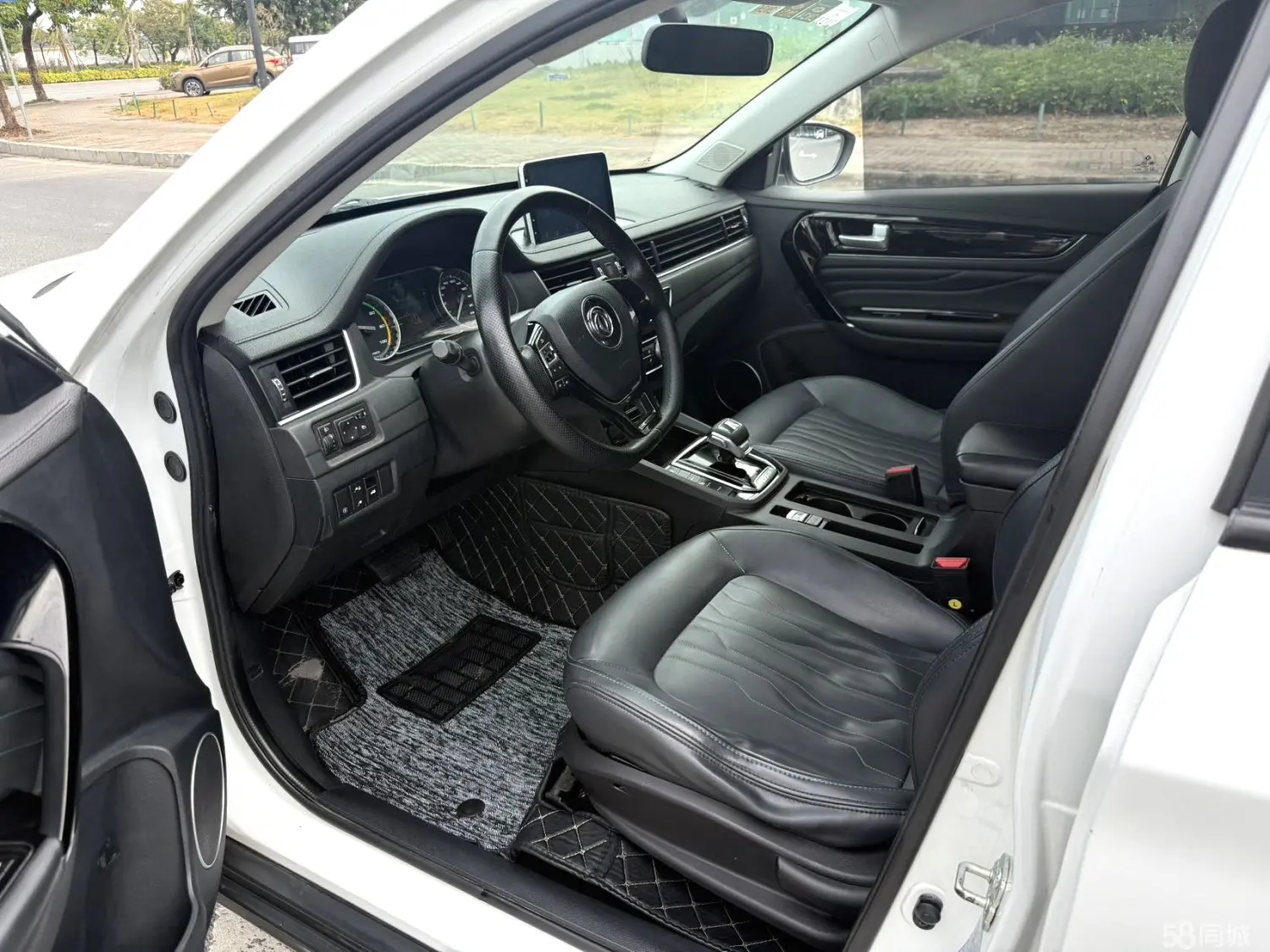 Forthing S50 EV 2021 изображение автомобиля #5