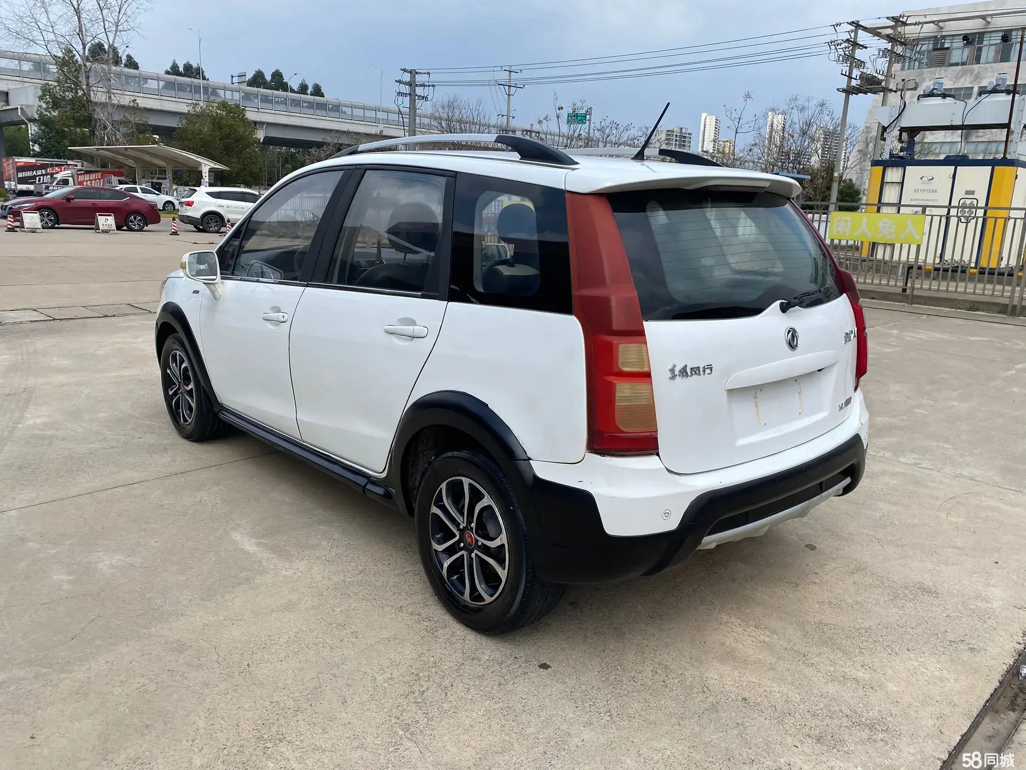 东风风行 景逸XV 2016 汽车图片 #5