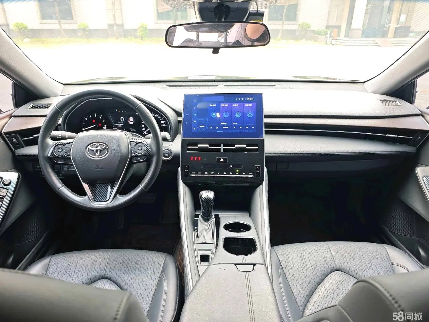 Toyota Avalon 2022 car image #5