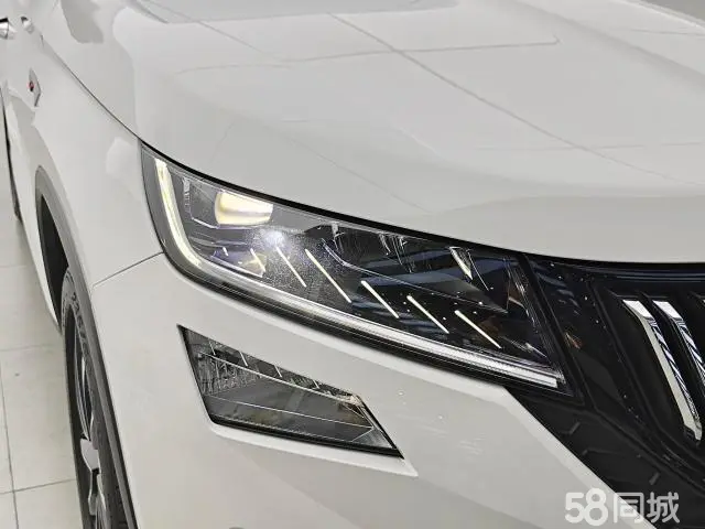 Skoda Kodiaq GT 2022 imagen de coche #5