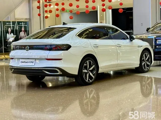 Volkswagen Lamando 2024 immagine di auto #5