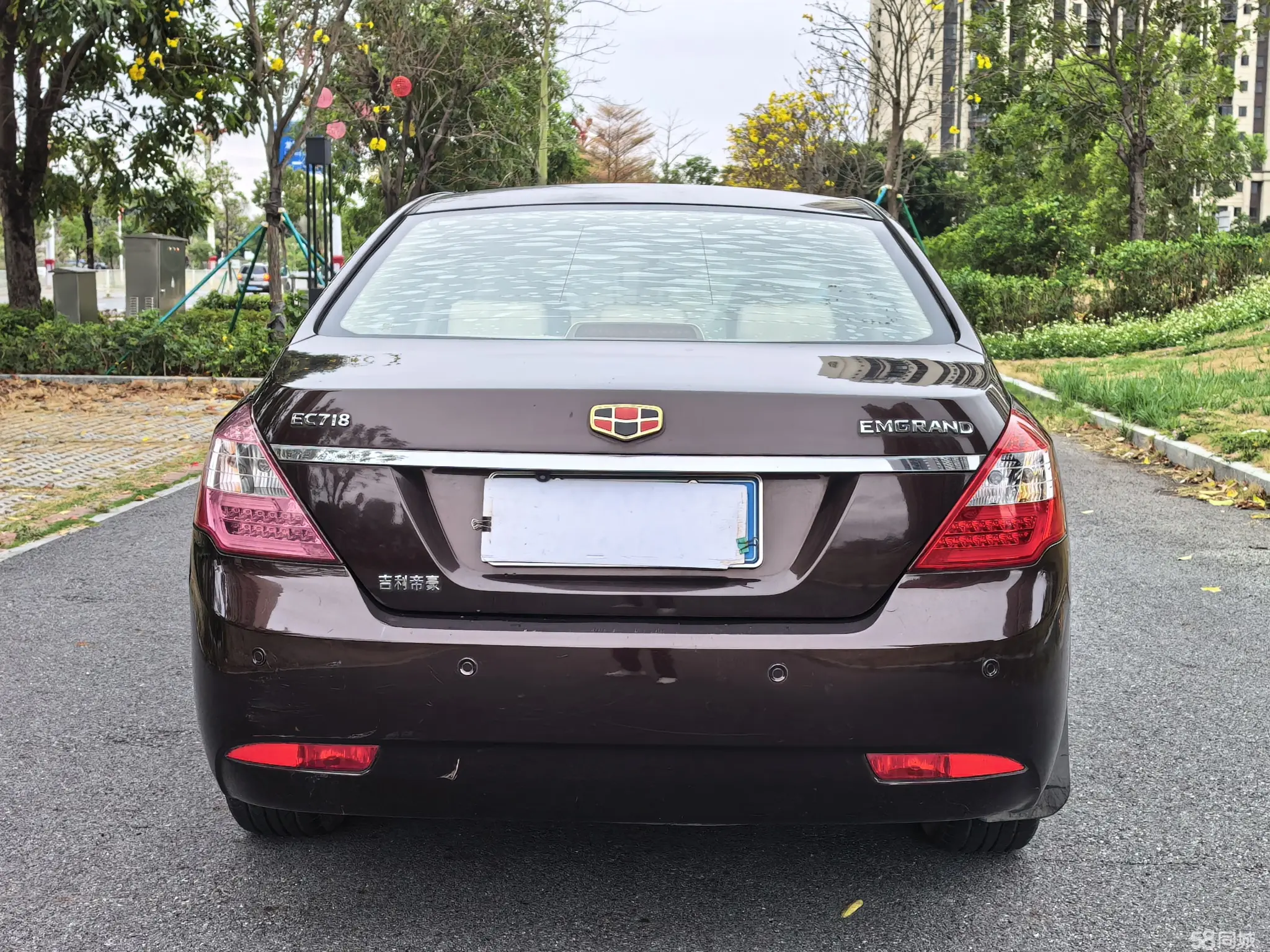 GEELY Emgrand Classic 2013 car image #5