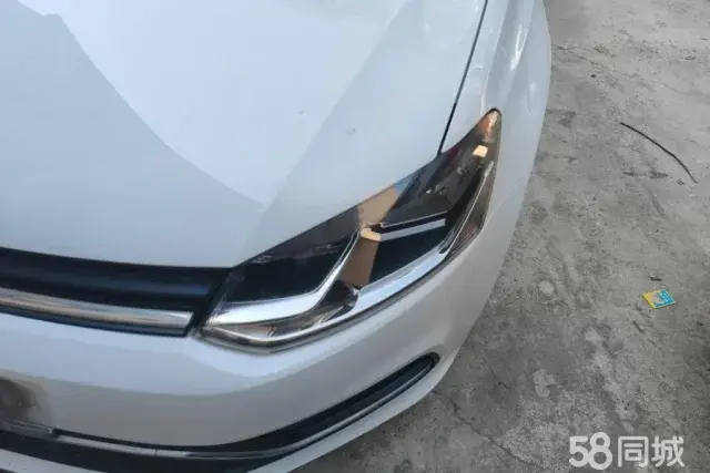 Volkswagen Polo 2016 car image #5