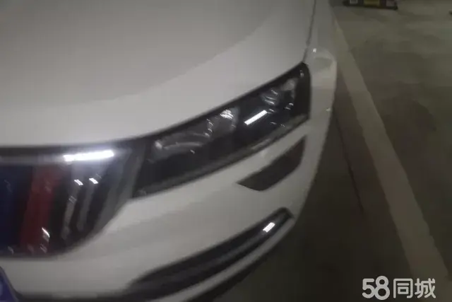 Skoda Karoq 2020 car image #5
