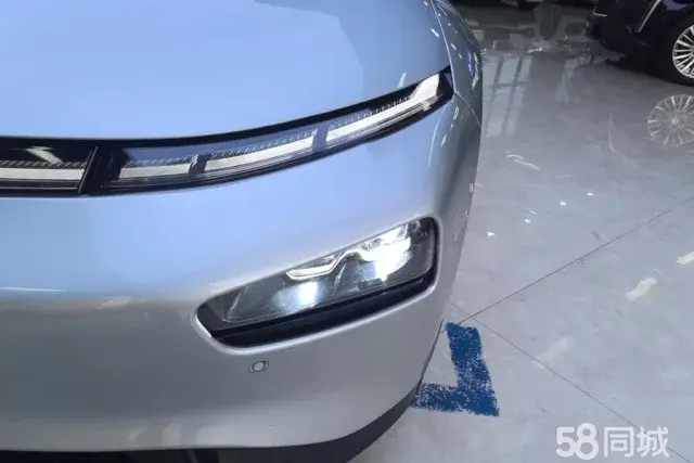 Xpeng P7 2022 car image #5