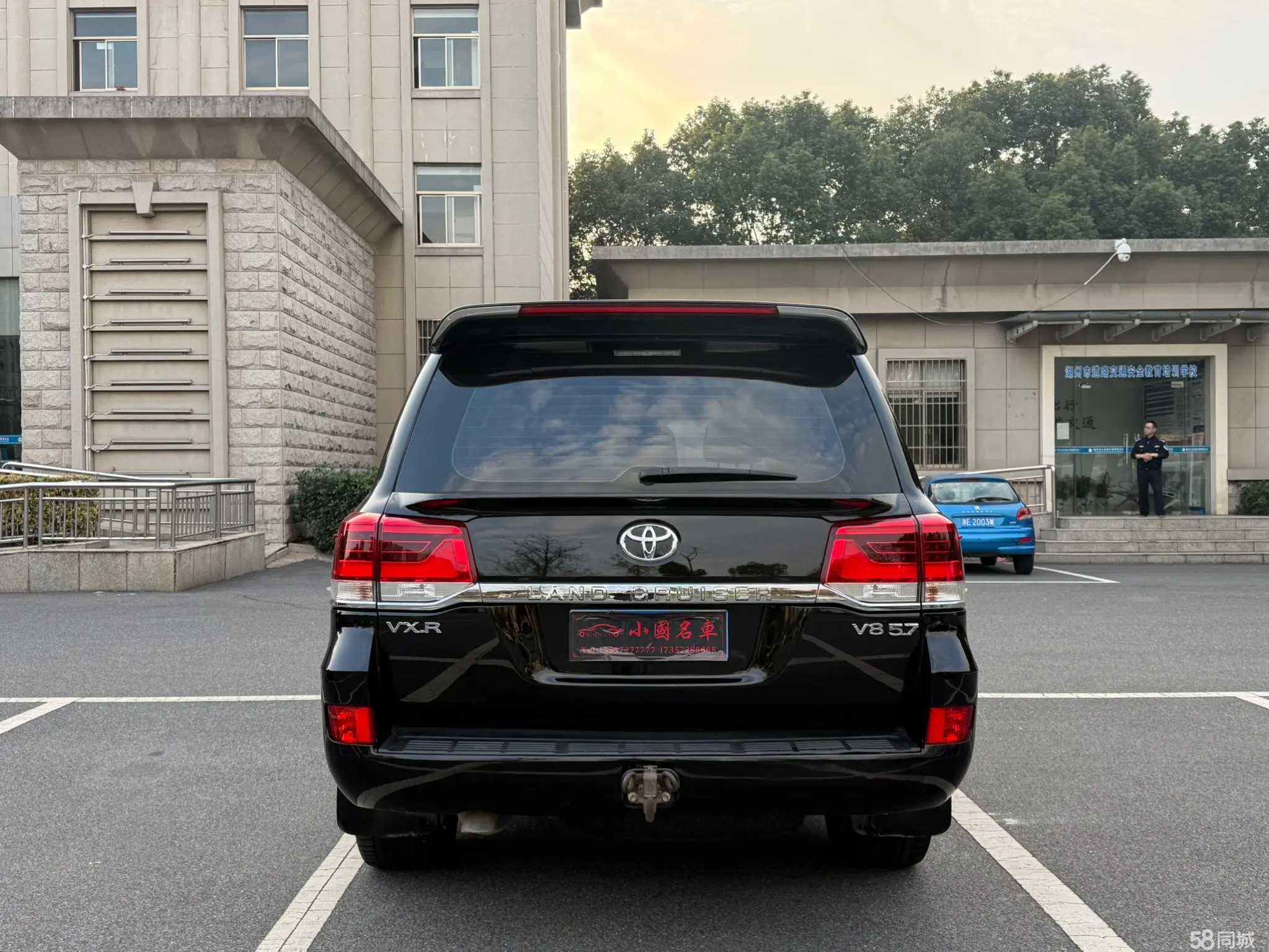 Toyota 2018 car image #5