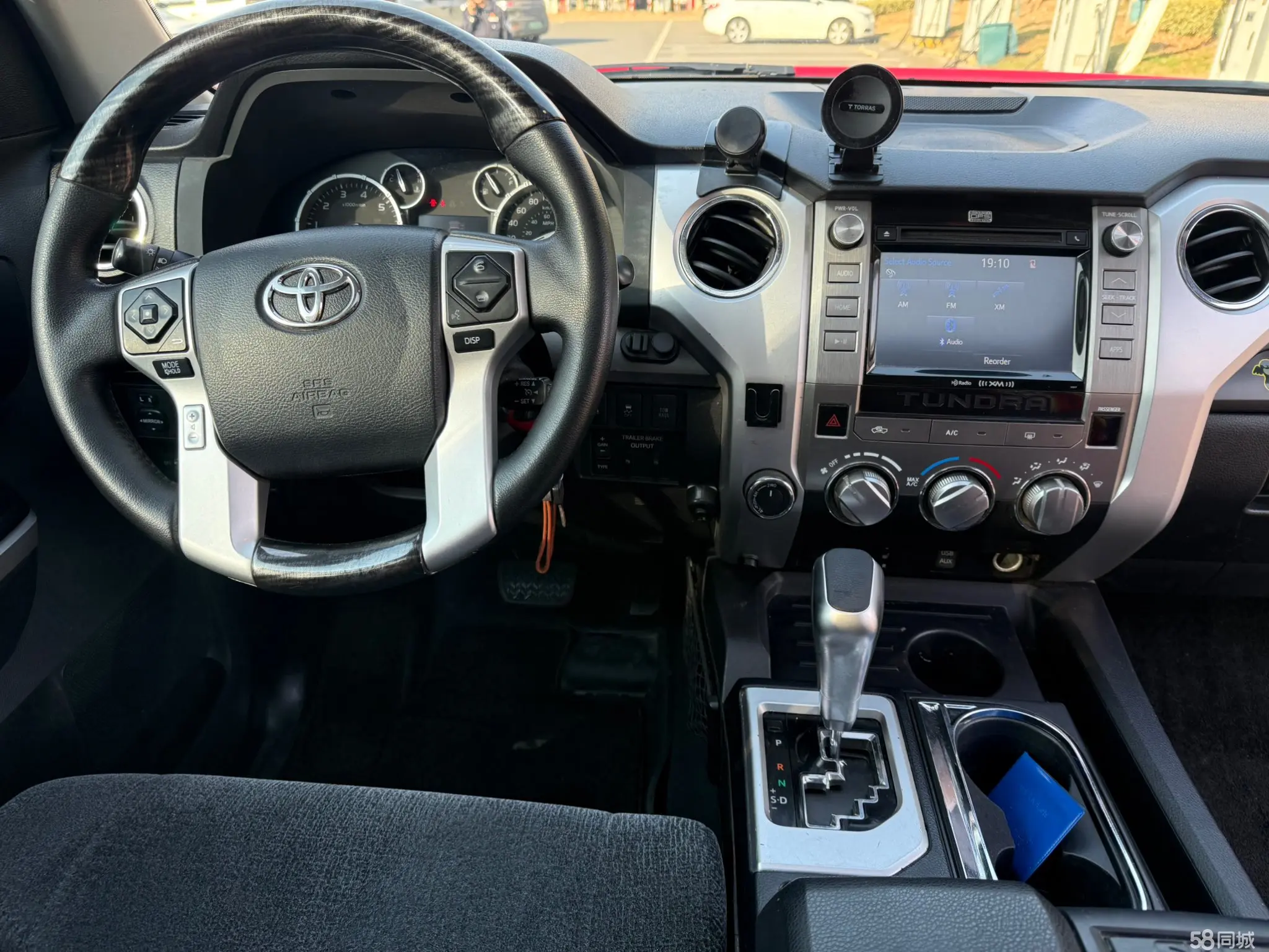 Toyota Tundra 2016 immagine di auto #5