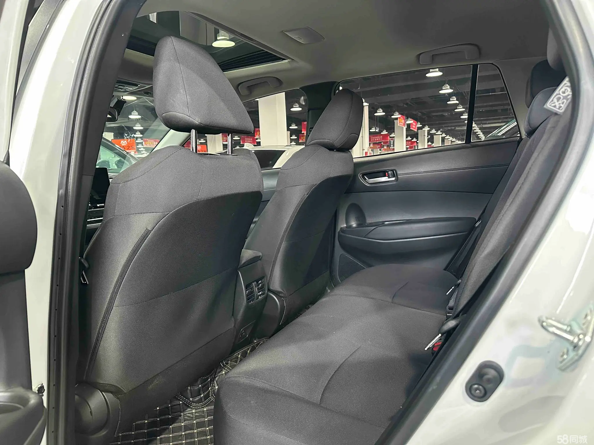 Toyota Corolla Cross 2023 car image #5