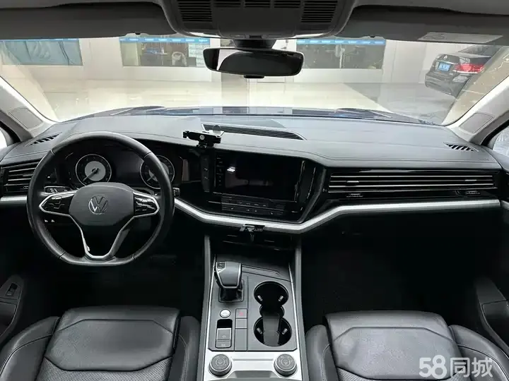 Volkswagen Touareg 2021 car image #5